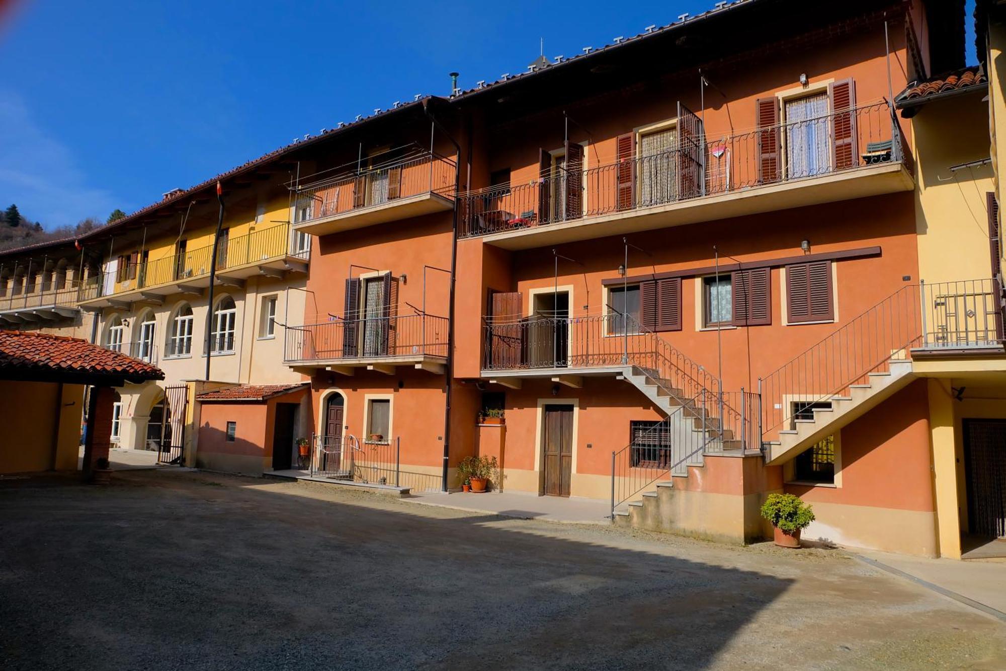 La Ghiacciaia Aparthotel Verzuolo Exterior foto