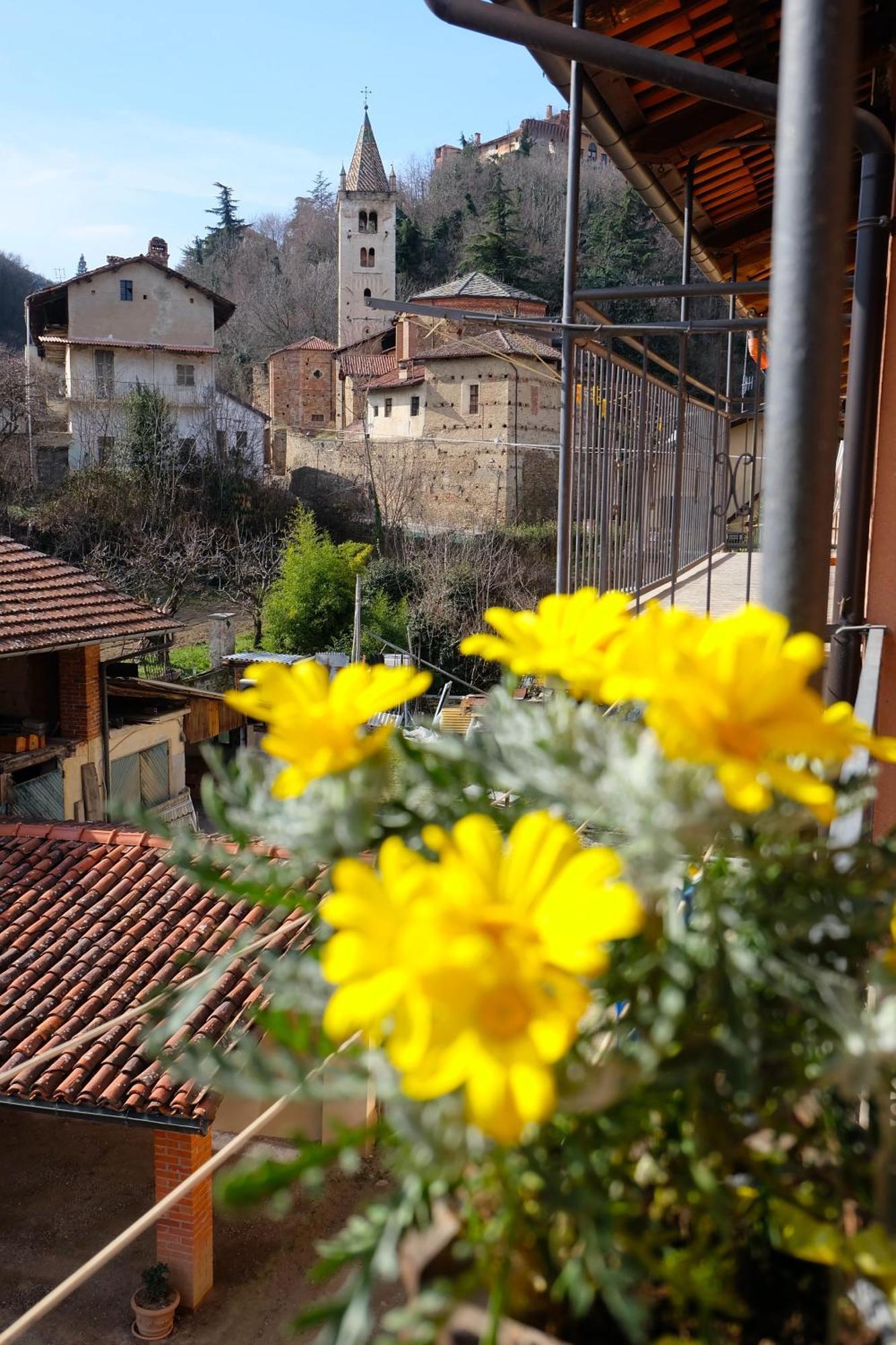 La Ghiacciaia Aparthotel Verzuolo Exterior foto